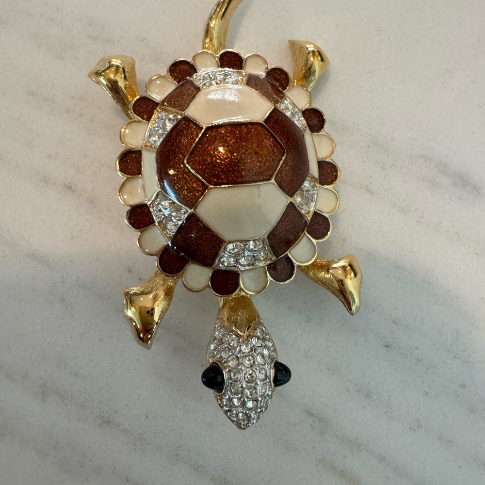 Elegant Gold and Brown Turtle Brooch